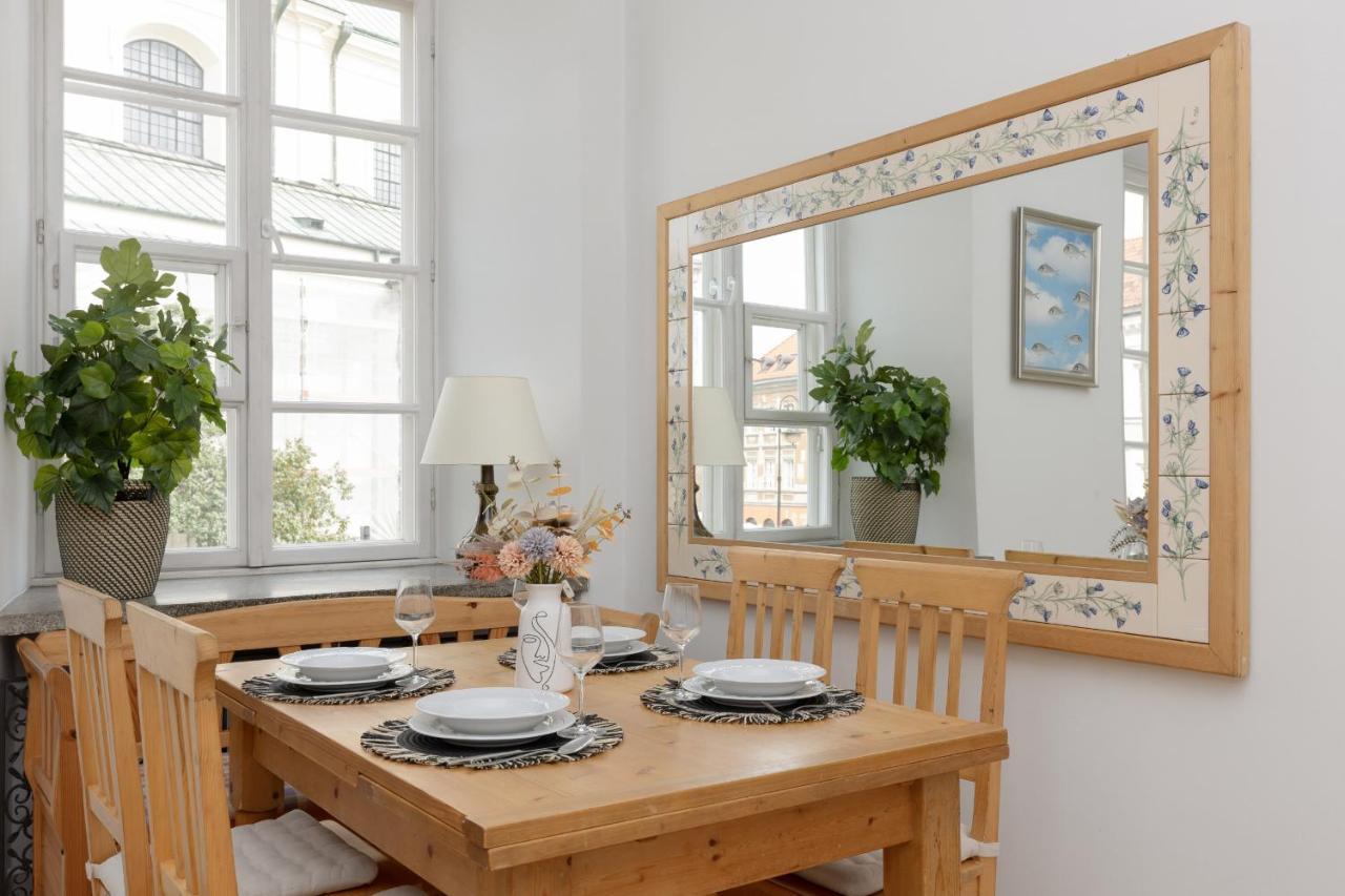 Family Apartment Freta Warsaw Old Town By Noclegi Renters Luaran gambar