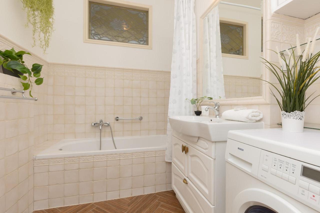 Family Apartment Freta Warsaw Old Town By Noclegi Renters Luaran gambar